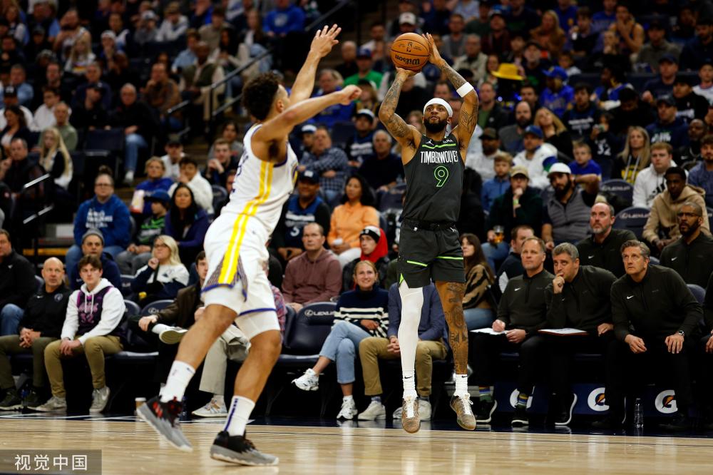 将皮球送入 将皮球送入